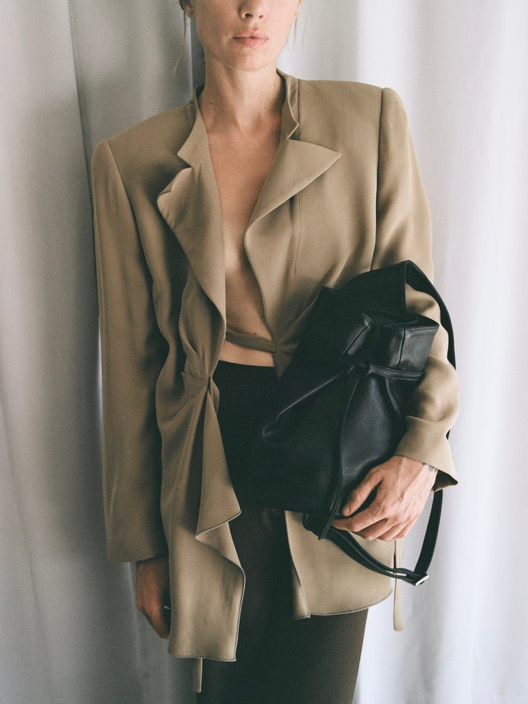 OUTIL / MANTEAU ROYE “Arch Exclusive” | ARCH STELLAR PLACE