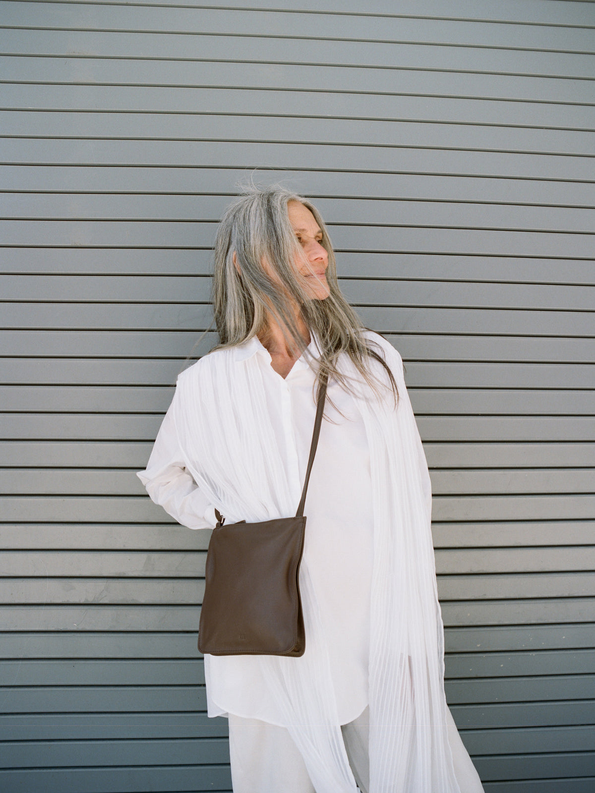 ◆VALLUAT◆ Edero micro bagWhite Beige isbn-55 Echo FW24 | Are Studio