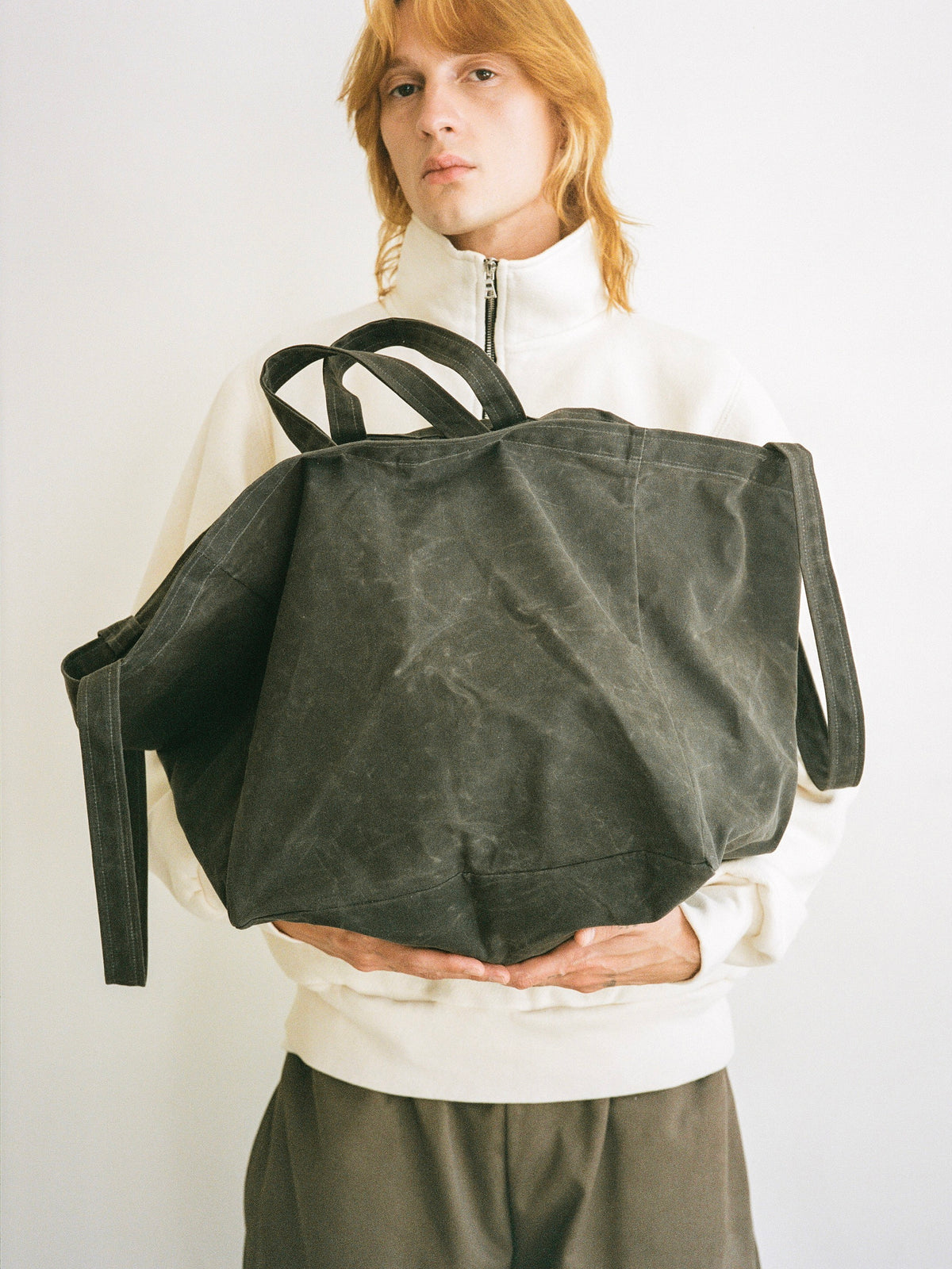WF x AS Box Tote in Slate | Are Studio